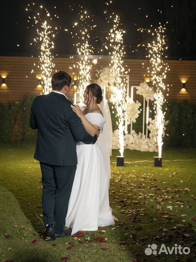 Тяжелый дым на свадьбу Холодные фонтаны Конфетти