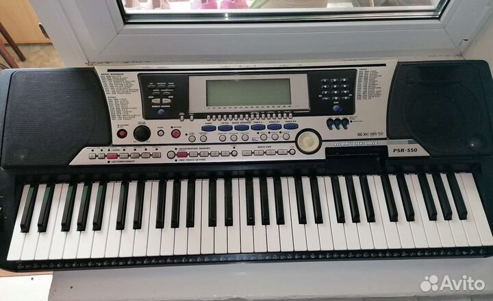 Синтезатор yamaha psr 550