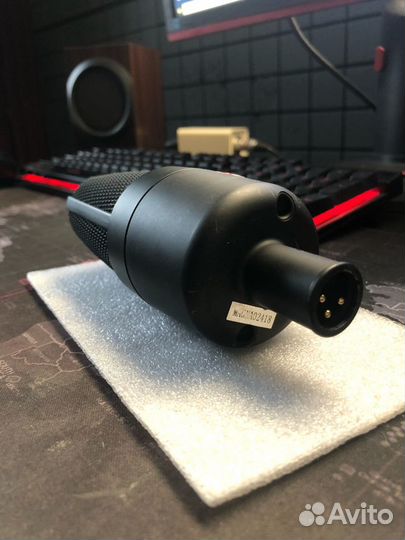 Студийный микрофон SE electronics magneto