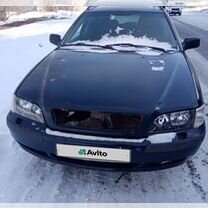 Volvo V40 1.6 MT, 2000, битый, 250 000 км, с пробегом, цена 31 999 руб.