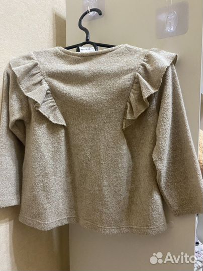 Свитерок на девочку