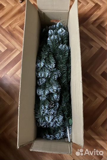 Елка искусственная заснеженная 180см