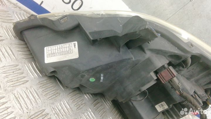 Фара правая Opel Vectra C рест. 2007