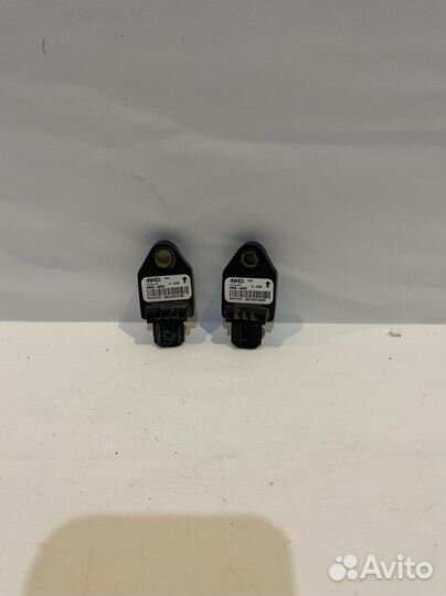 Kia Ceed 12- Датчик удара 073