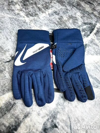 Перчатки Nike Hyperwarm