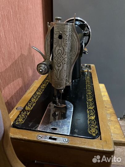 Швейная машинка пмз им. Калинина