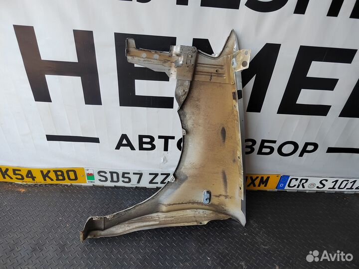 Крыло левое Volkswagen Polo 3