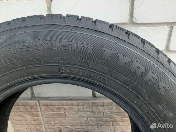 Nokian Tyres Hakkapeliitta 7 SUV 235/65 R17