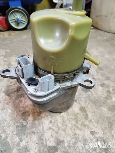 Насос эгур Форд Фокус ST/Kuga (3 фишки)