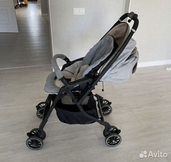 Коляска лёгкая Combi
