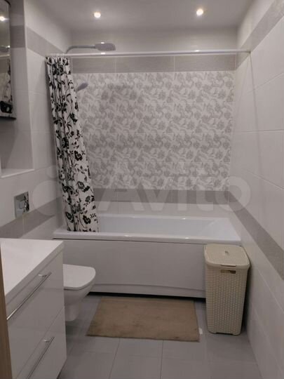 3-к. квартира, 128 м², 8/14 эт.