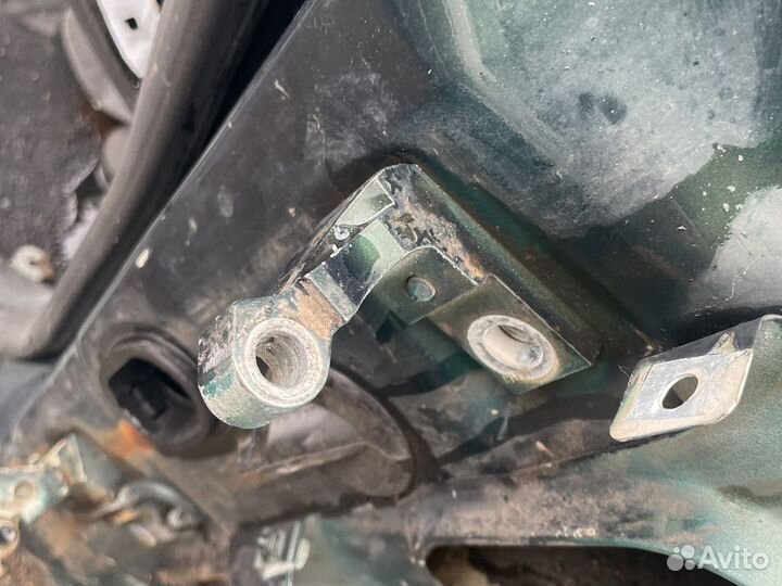 Петли капота Volkswagen passat b5