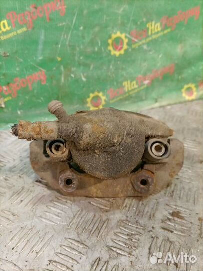 Суппорт передний правый Ford Fiesta купе 1.3 1998