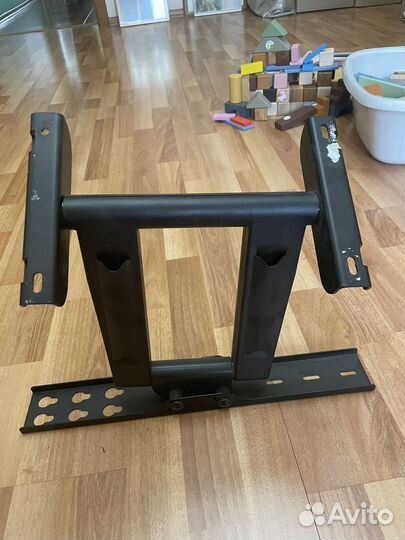 Кронштейн для телевизора