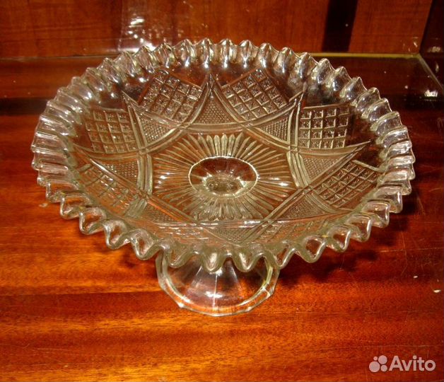 Ваза на ножке стекло Мальцов номер дореволюционная