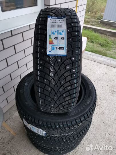 Triangle IcelynX TI501 205/50 R17 93T