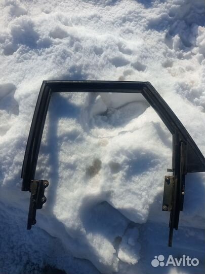 Рамка двери задняя левая Audi 80 b3