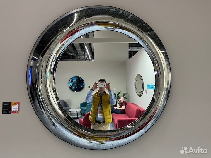 Дизайнерское зеркало The Bay