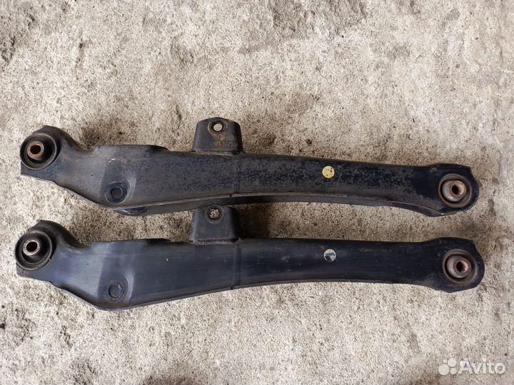 Рычаги задние Mitsubishi Airtrek 4G63T