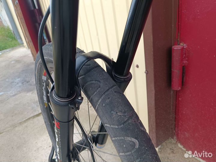 Kona stinky 16.5