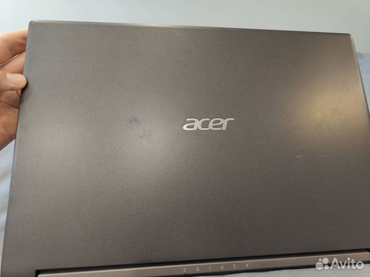 Игровой ноутбук Acer aspire 7