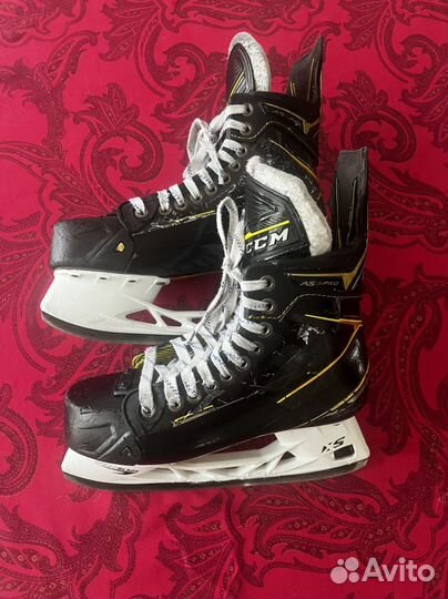 Коньки CCM AS3 PRO 6