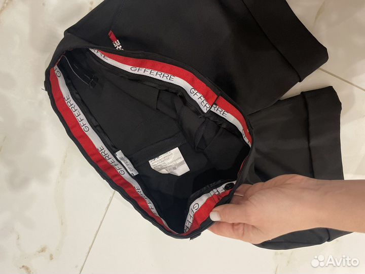 Шорты женские бренд GF Ferre оригинальные 36 (S)