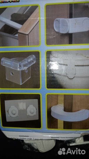 Защита для детей, заглушки в розетки, на двери