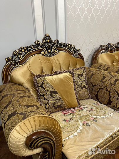 Диван и 2 кресла