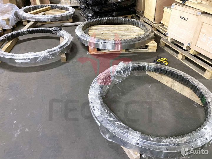 Опорно-поворотный круг Hitachi ZX80LCK 4437132