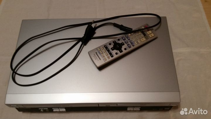 Видеомагнитофон Panasonic NV-VP33EE(стерео-комбо)