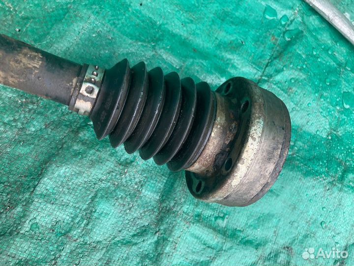 Полуось передняя левая Skoda Fabia Шкода Фабия 2