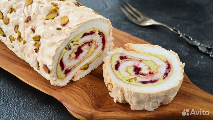 Меренговый рулет