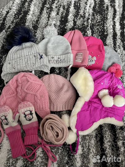 Шапки на девочку пакетом