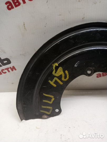 Пыльник тормозного диска передний правый Renault