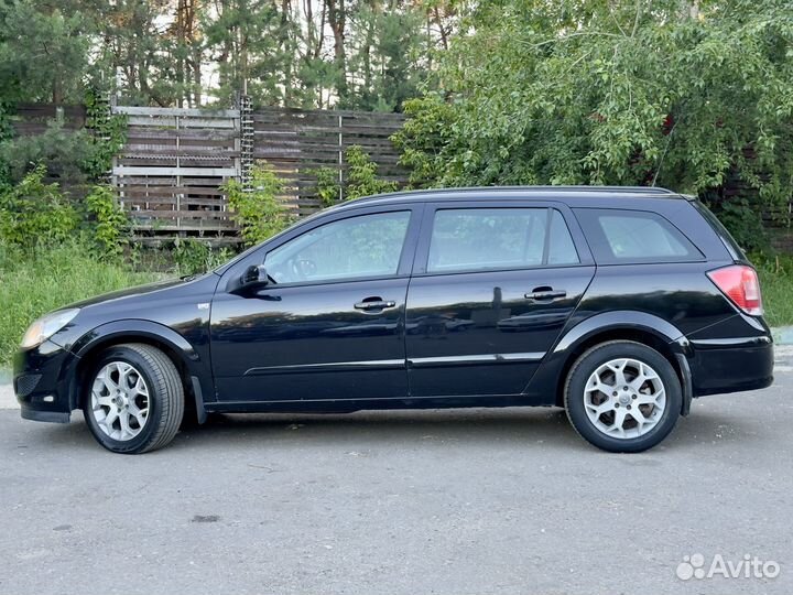 Opel Astra 1.6 МТ, 2009, 70 000 км