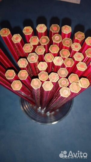 Карандаши СССР красные