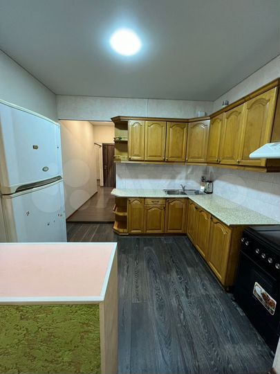 3-к. квартира, 78 м², 2/5 эт.