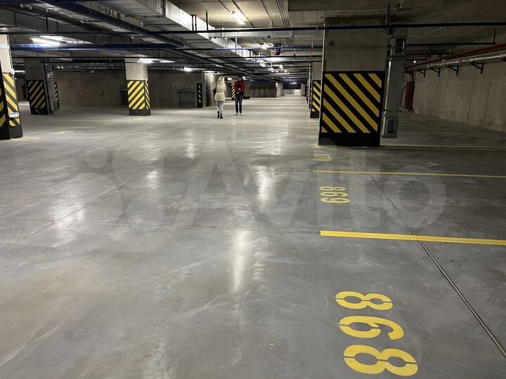 Машиноместо, 13 м²