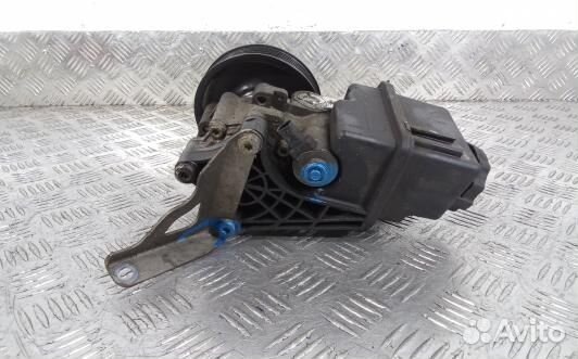 Насос гу дизельный mercedes benz C-class W204 (GML