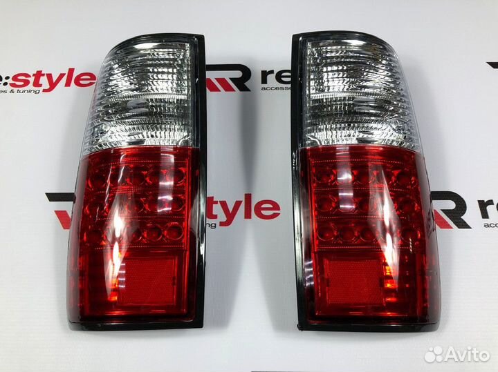 Стопы Toyota Land Cruiser 80 Красно-Белые D2432