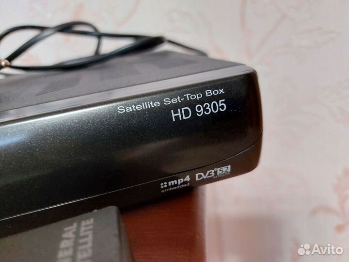 Ресивер триколор HD 9305