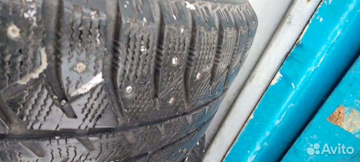 Bridgestone Ice Cruiser 7000 265/65 R17