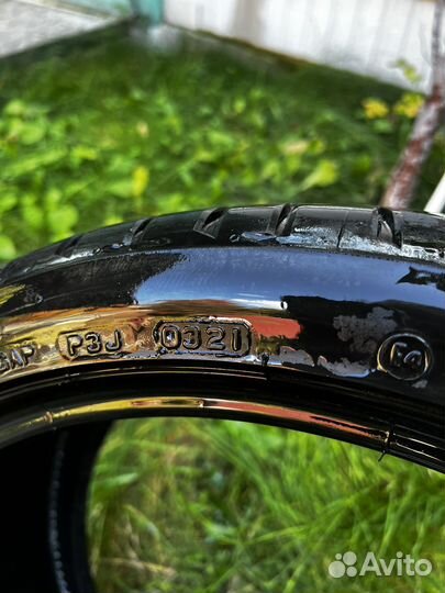 Bridgestone Potenza S001 255/35 R19 96Y