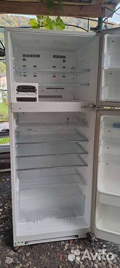 Холодильник sharp