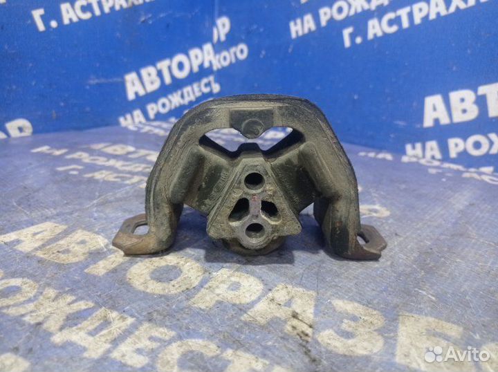 Подушка двигателя Daewoo Nexia седан F16D3 2008