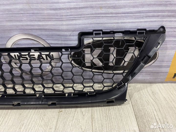 Решетка бампера LADA largus ларгус