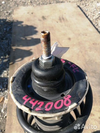 Стойка передняя левая Honda Fit GE6 L13A