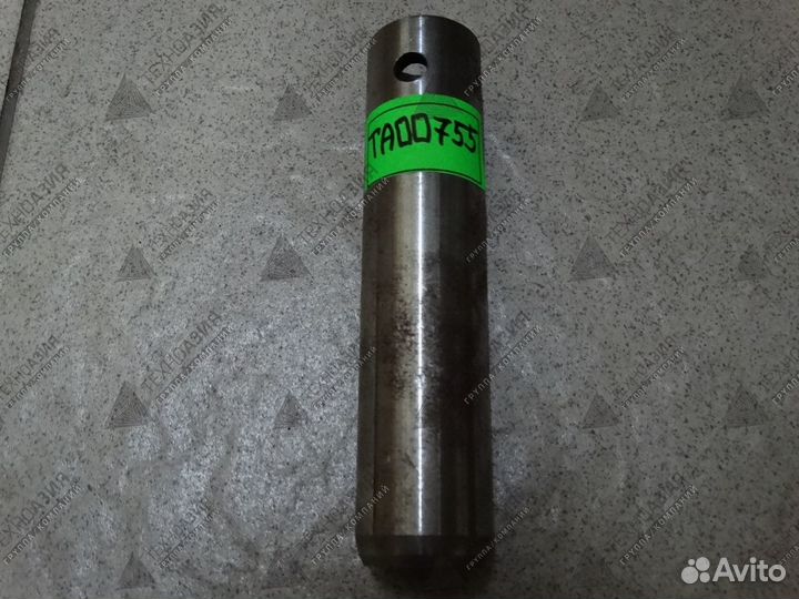 Палец фаркопа погрузчика Zl20/30/300/3000