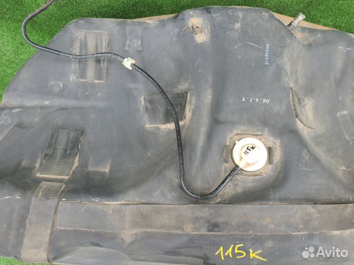 Бак топливный Бензобак Toyota Brevis G10 2jzfse